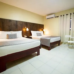 https://hotel-bella-vista.santodomingobesthotels.com